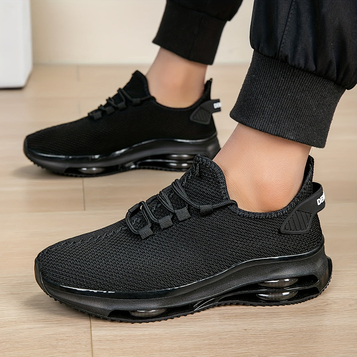 Nova Breeze Knitted Sneakers