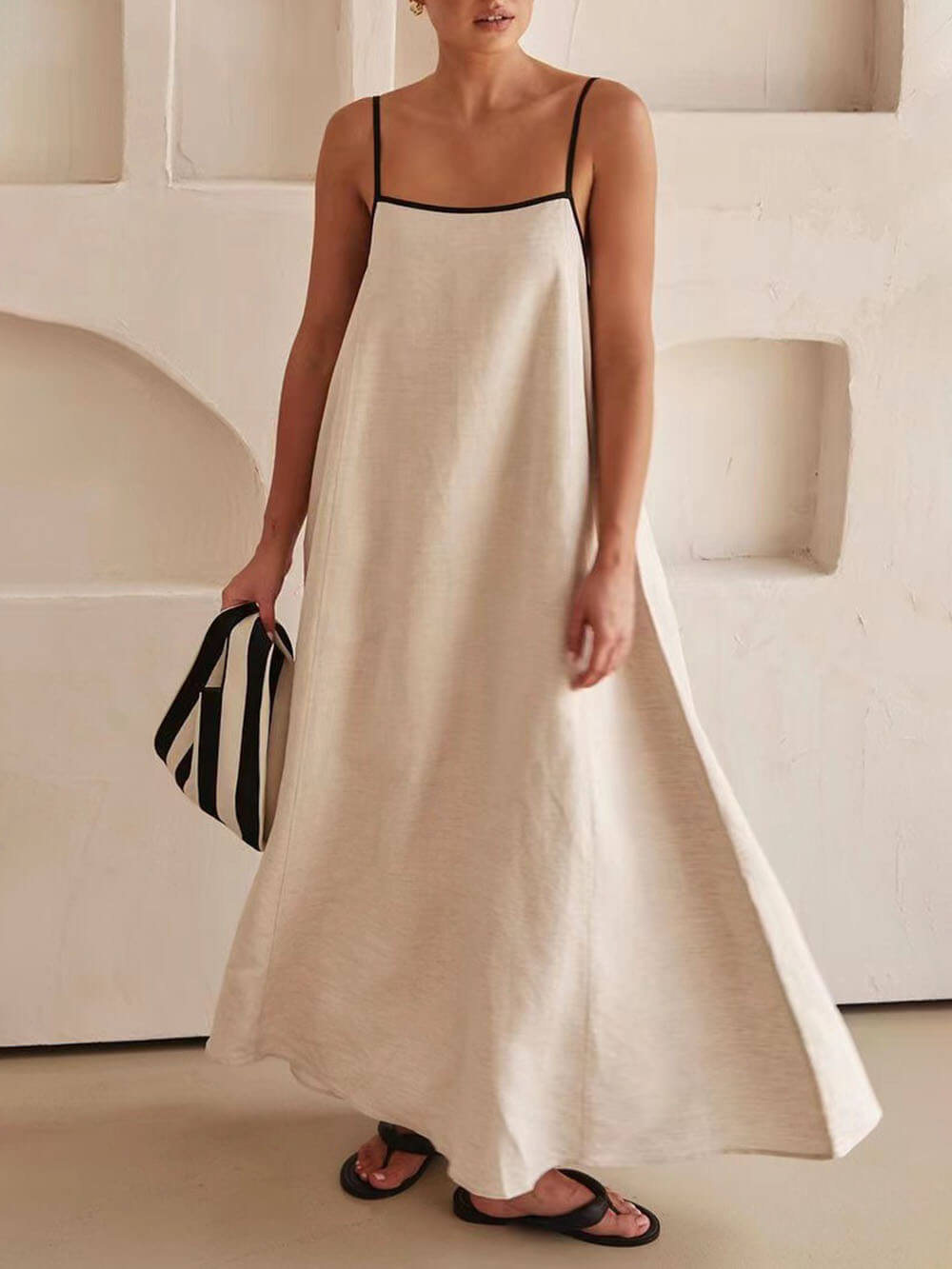 Contrasting Suspender Dress with A-Line Summer Style