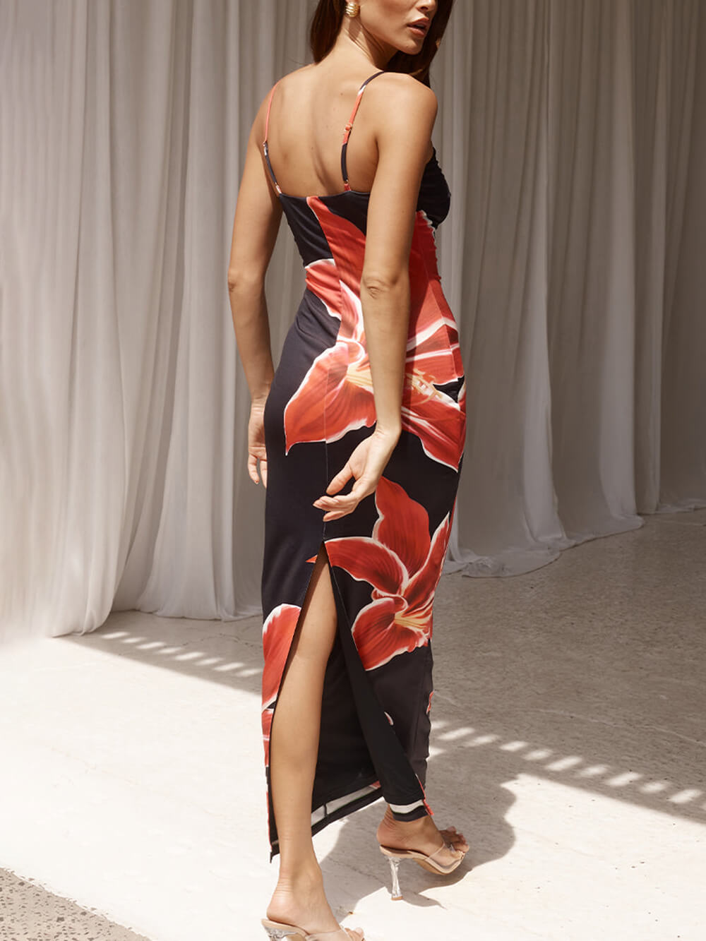 Stunning Floral Print Maxi Dress with Abstract Design