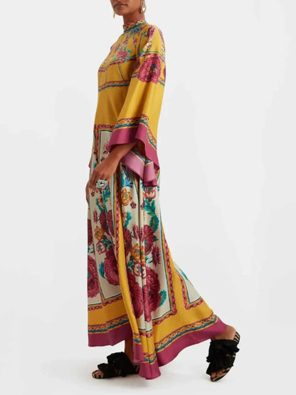 Chic and Comfortable Maxi Dress with a Flowing Design
