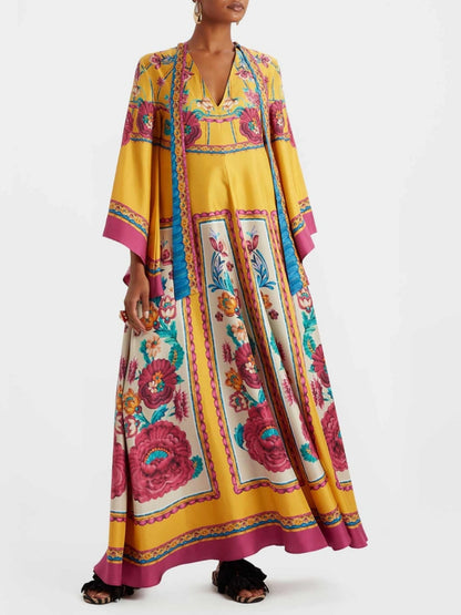 Chic and Comfortable Maxi Dress with a Flowing Design