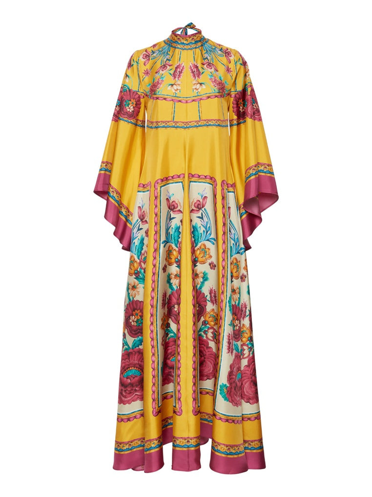 Chic and Comfortable Maxi Dress with a Flowing Design