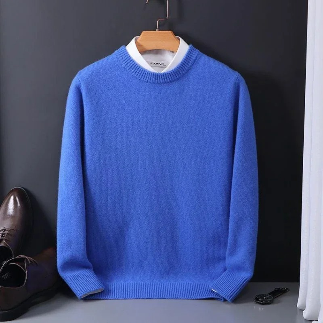 Cashmere round neck sweater