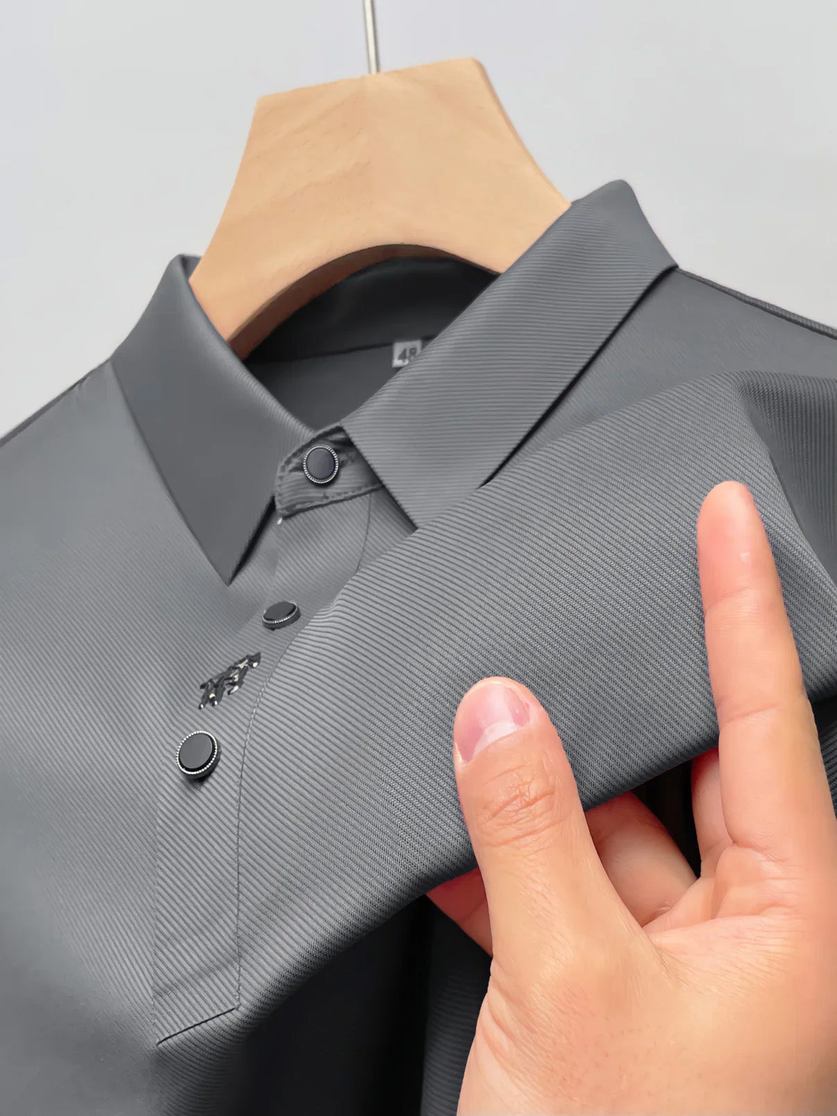 VALEN Wrinkle-Free Muscle Fit Polo