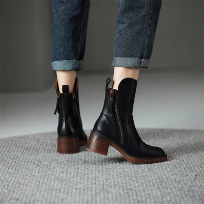 ANORA Ankle Boots
