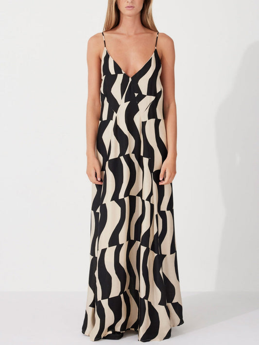 Easygoing Maxi Dress with Scooped Back Design