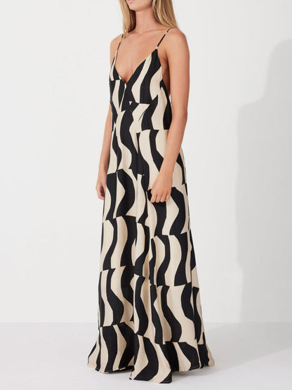 Easygoing Maxi Dress with Scooped Back Design