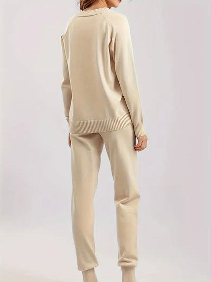 CALIRA Two-Piece Lounge Set