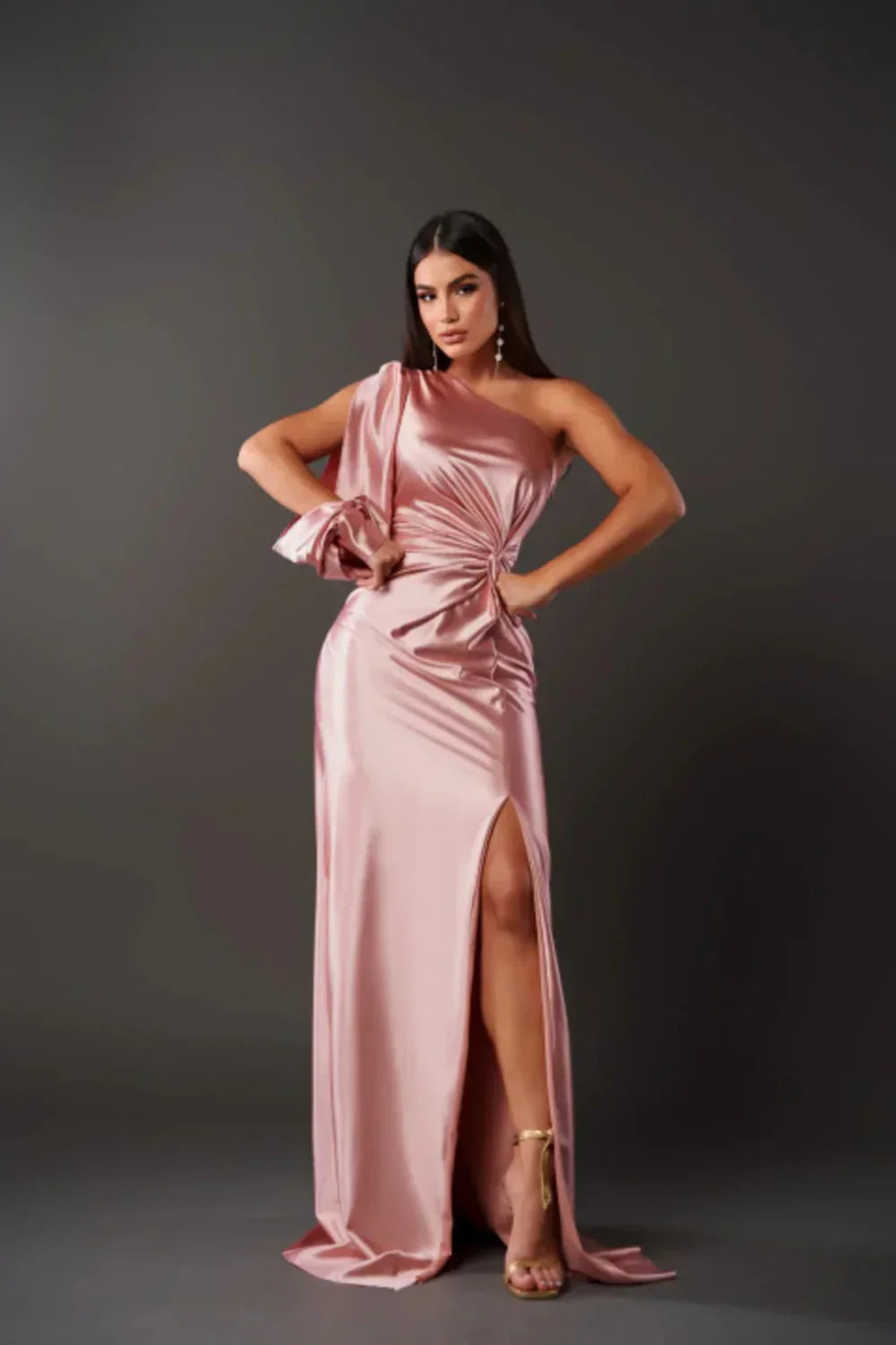 Amara – Elegant One-Shoulder Maxi Dress