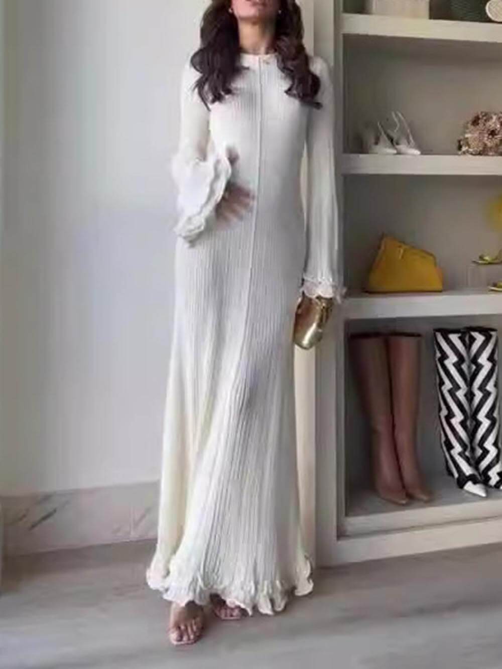 Chic Maxi Dress with Elegant Trumpet Sleeves and Rolled Hem